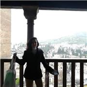 Studentessa presso l'accademia di belle arti di Milano